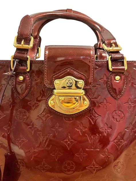 louis vuitton outside calf leather